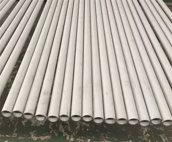 304大口徑不銹鋼管/304不銹鋼圓管/304不銹鋼工業(yè)管